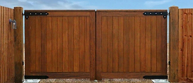 картинка-превью для статьи Какой выбрать материал для изготовления ворот на участке